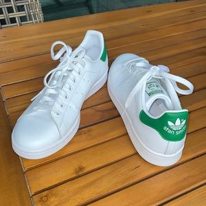 COPY - Adidas ‘Stan Smith’ Originals! NWOT!! FRESH!